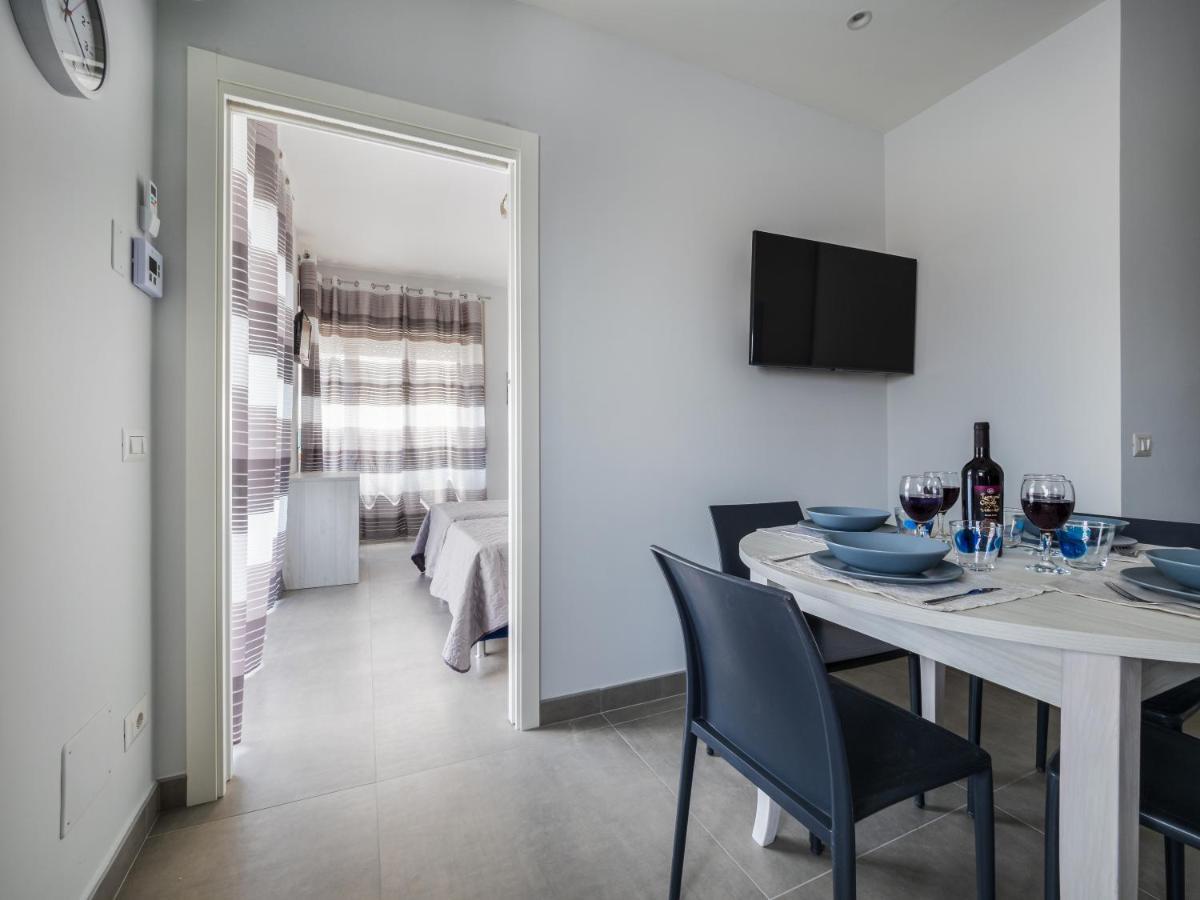 Azzurro Park Suite - De Vivo Realty Сорренто Экстерьер фото